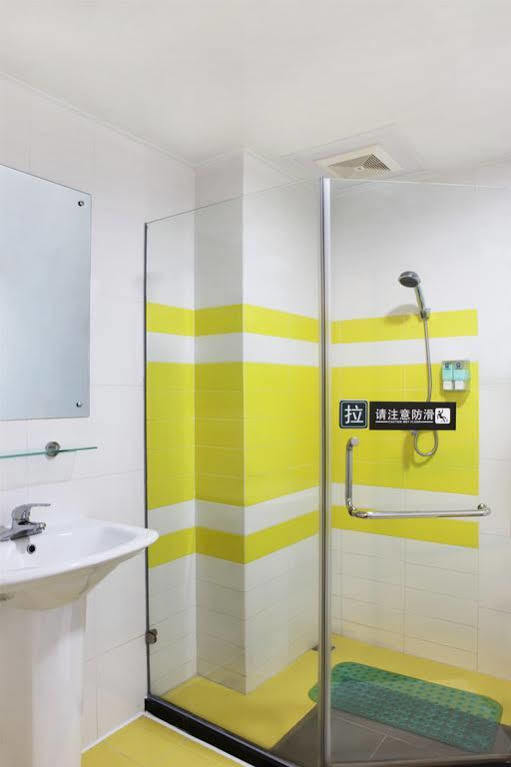 7 Days Inn Canton Extérieur photo